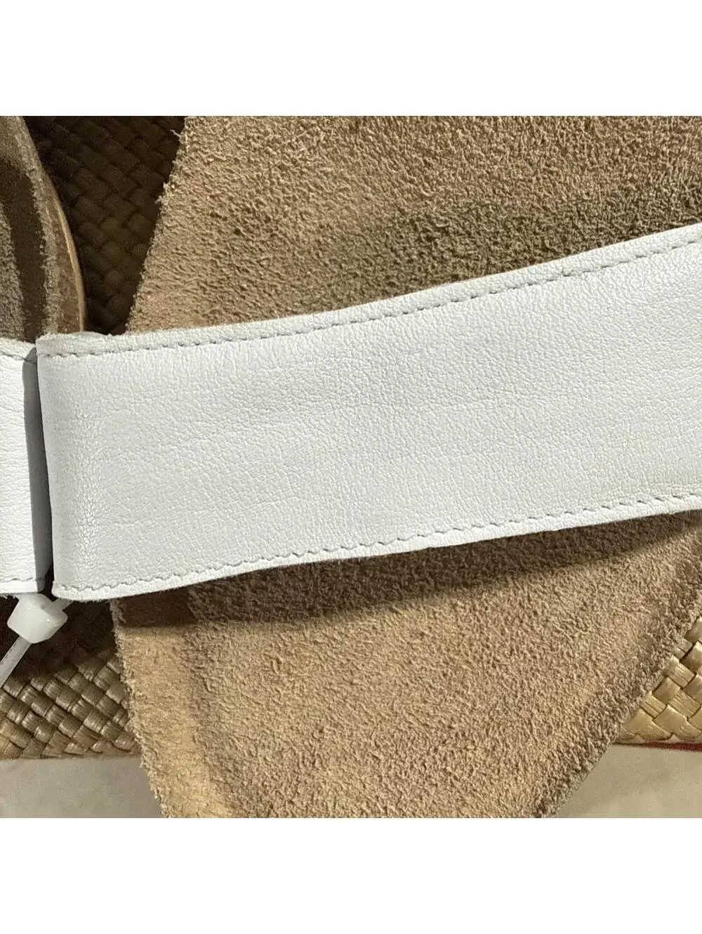 NAOT Sandals Woman  sz 42 Light Gray White leather strap, Made In Israel